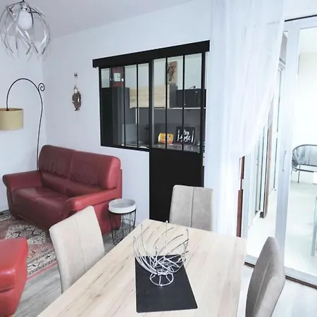 2 For 2 People * Aix-les-Bains